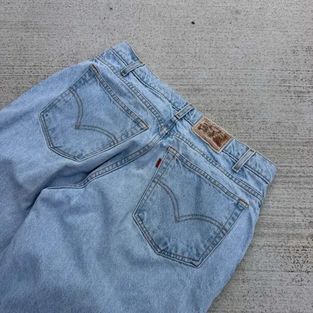 95 Vintage Levi's orange tab 545 Loose Fit Light Wash Denim Jeans W34 L30